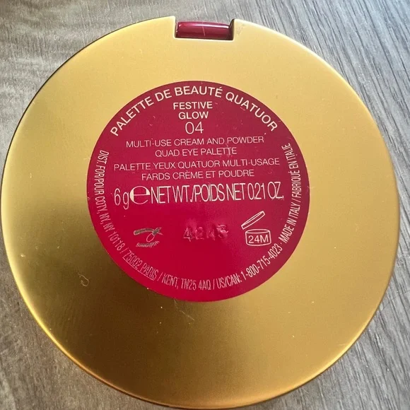 Gucci Limited Edition Eyeshadow Palette - Picture 2 of 8